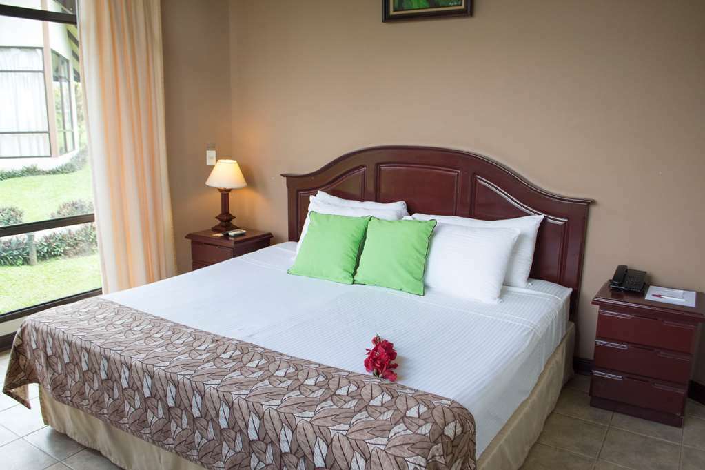 Hotel Montana De Fuego Resort And Spa La Fortuna Стая снимка